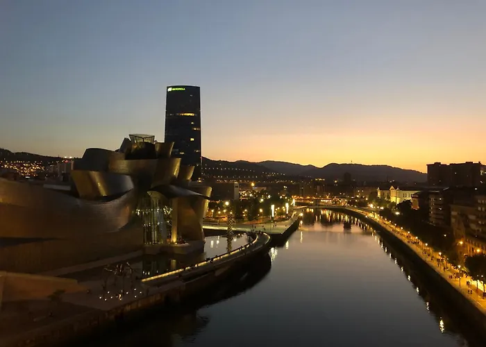 110 M2 Central Apartment In Abando Close To Guggenheim With Parking